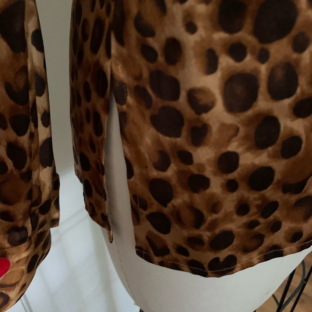 Vintage Worth 90s Leopard Blouse - Picture 6 of 6